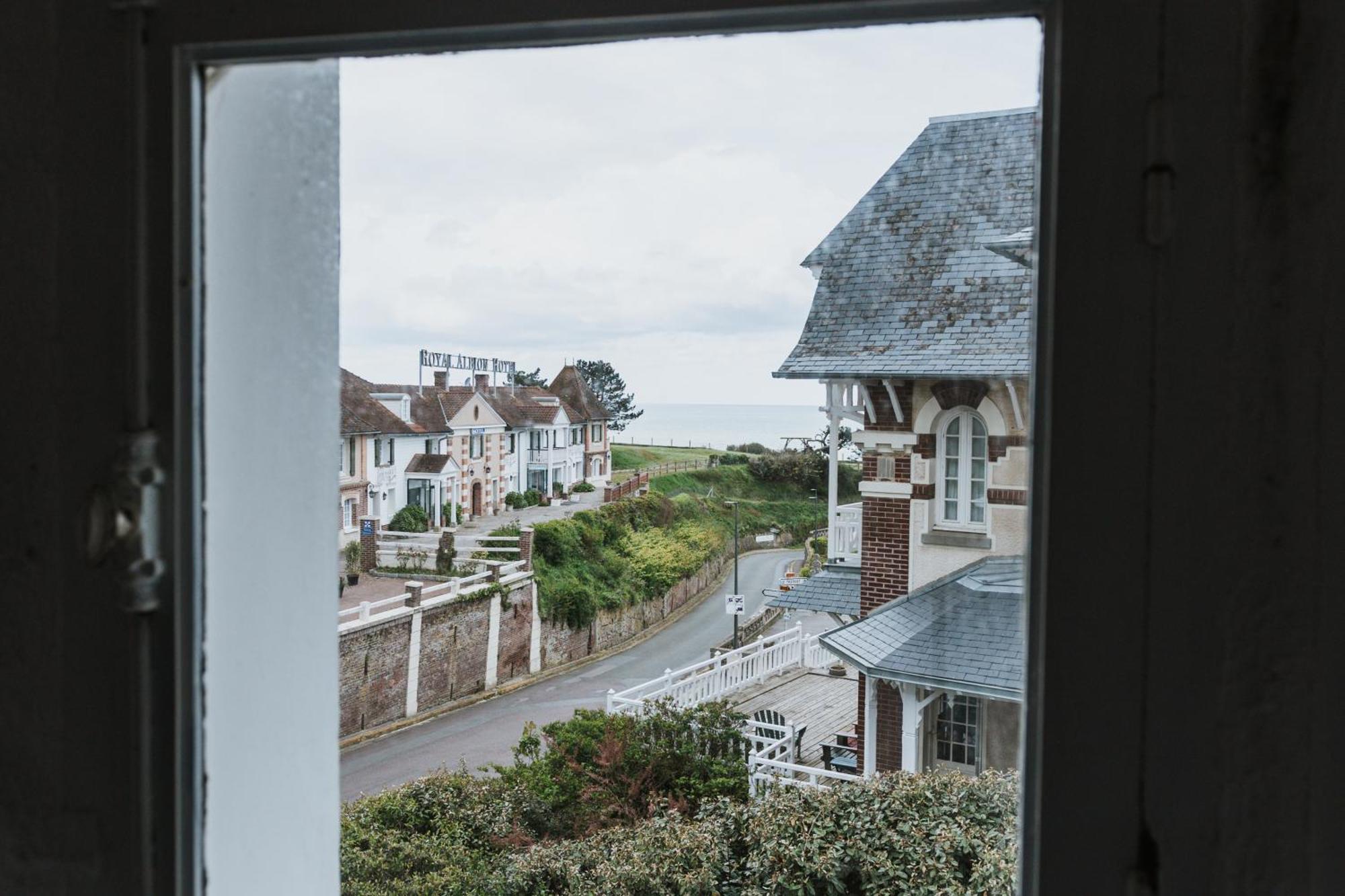 La Villa Mesnil-Val-Plage Exterior photo